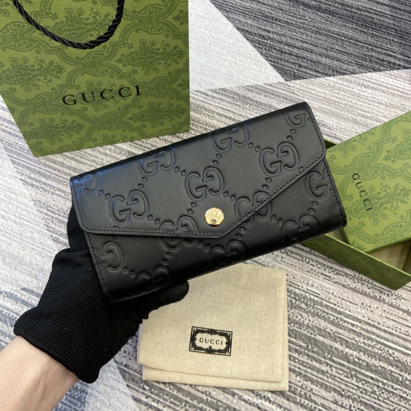 G*u*i wallets & purse
